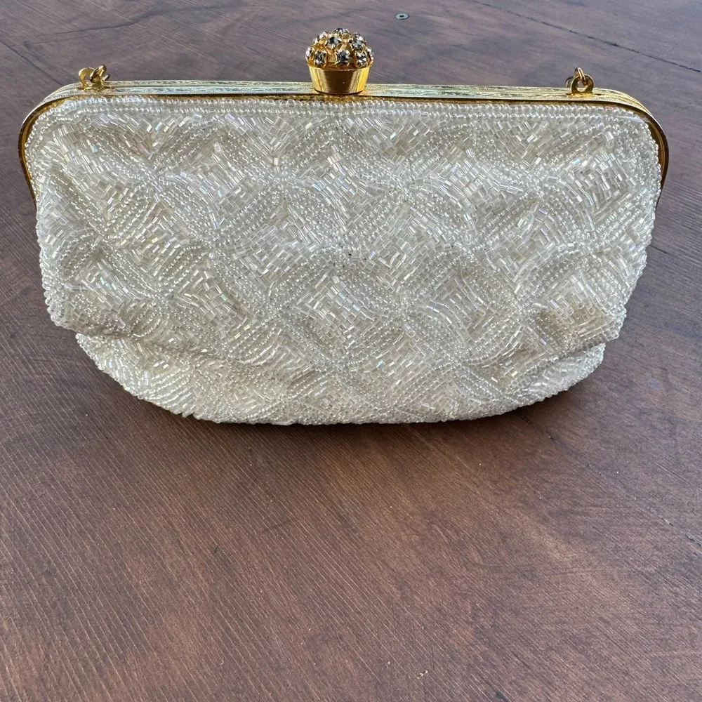 Vintage La Regale LTD Beaded Sequin Ivory Gold Clutch with Rhinestone Clasp
